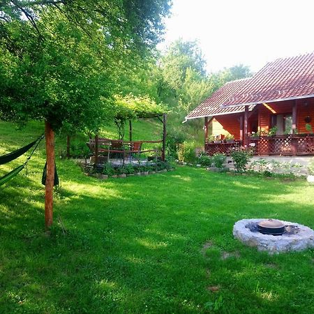Guest House Little Heaven Užice Buitenkant foto