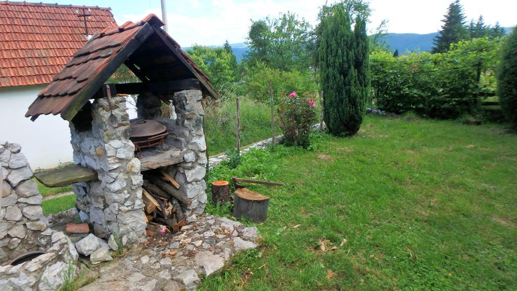 Guest House Little Heaven Užice Buitenkant foto