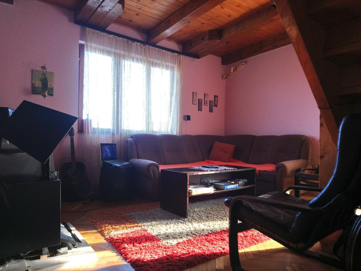 Guest House Little Heaven Užice Buitenkant foto